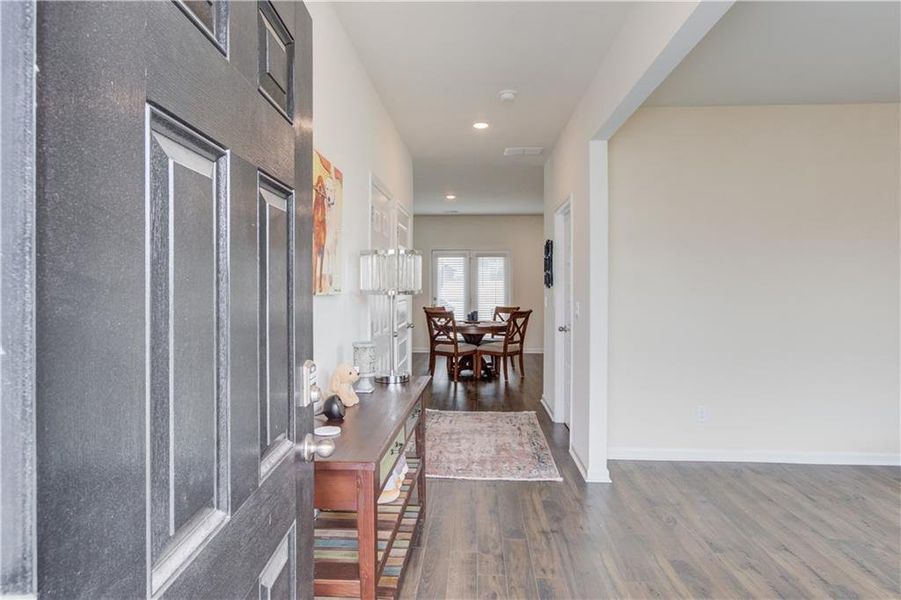 Furnished interior view inside a new home in Twin Lakes, Hoschton (Image 4).