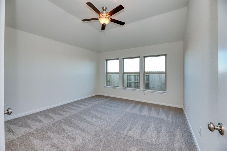 Spacious, unfurnished interior of a new home in Aldeana - Tejas Collection, Bonney (Image 19).
