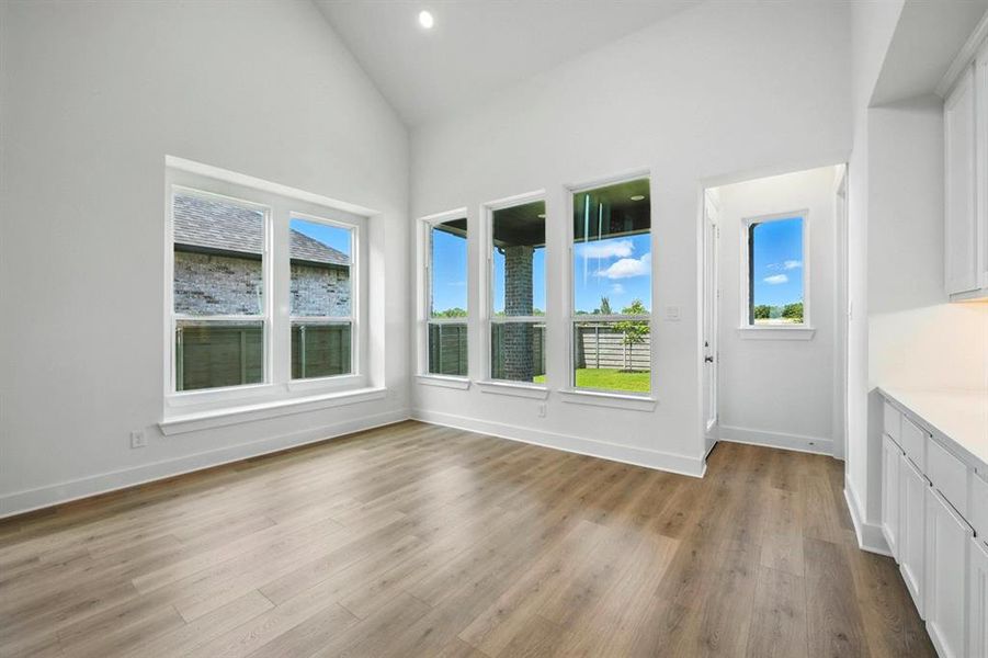 Spacious, unfurnished interior of a new home in Treeline, Justin (Image 24).