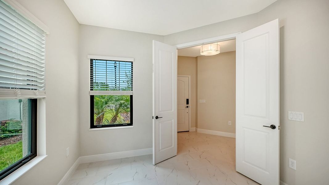 Spacious, unfurnished interior of a new home in Vicenza, Nokomis (Image 43). Spacious, unfurnished interior of a new home in Vicenza, Nokomis (Image 43).