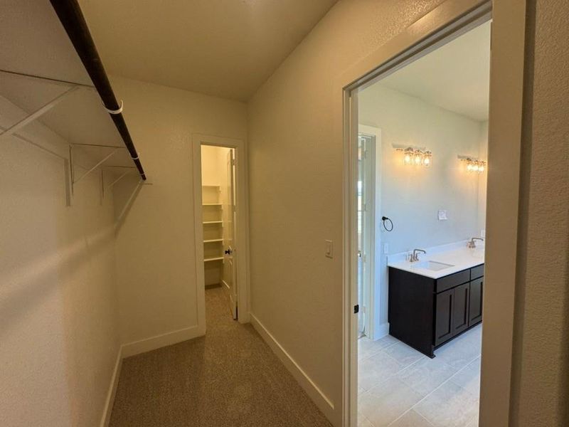 Spacious, unfurnished interior of a new home in Creekview Addition, Van Alstyne (Image 14). Spacious, unfurnished interior of a new home in Creekview Addition, Van Alstyne (Image 14).