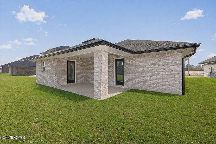 Exterior details and patio area of a home in College Station, Panama City (Image 3).