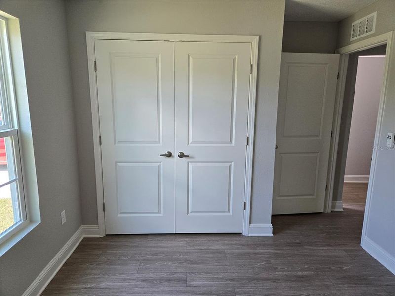 Spacious, unfurnished interior of a new home in , Jacksonville (Image 19).