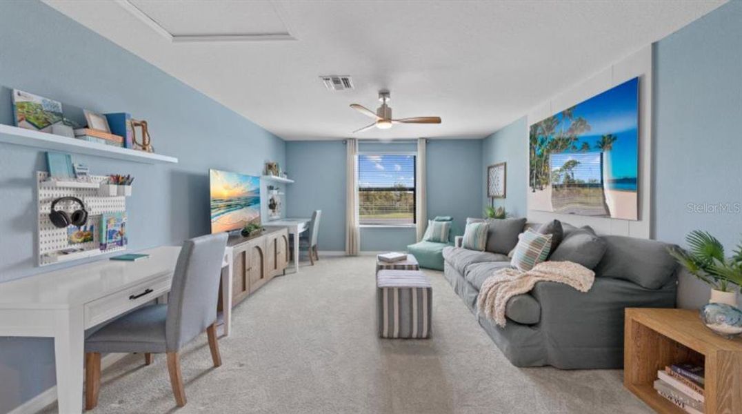 Furnished interior view inside a new home in , Venice (Image 34).