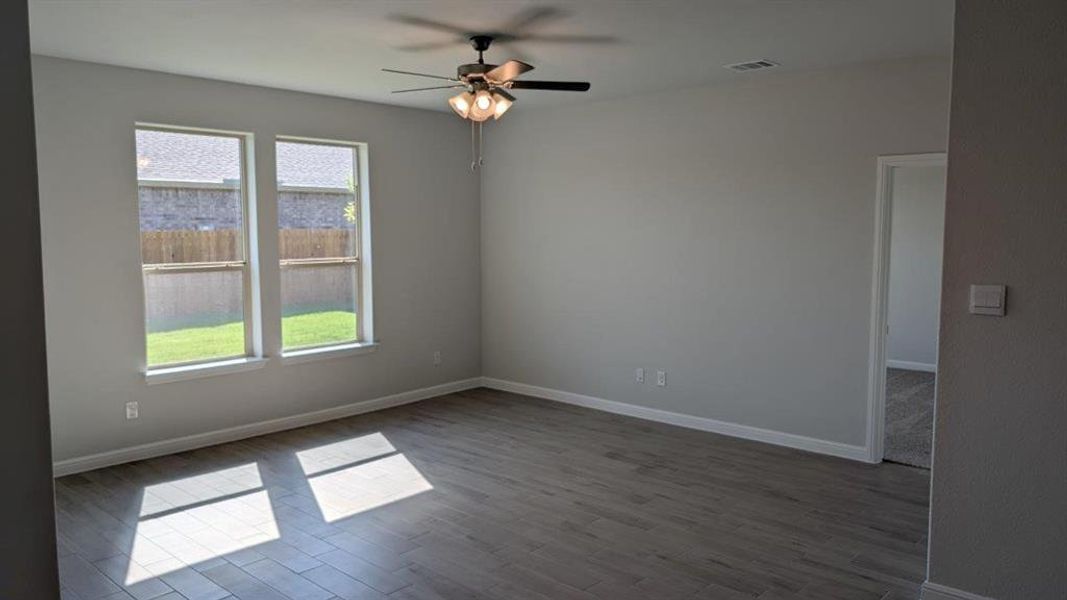 Spacious, unfurnished interior of a new home in Lankford Farms, Cleburne (Image 10). Spacious, unfurnished interior of a new home in Lankford Farms, Cleburne (Image 10).