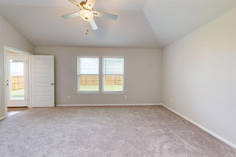 Spacious, unfurnished interior of a new home in Verandah, Royse City (Image 22). Spacious, unfurnished interior of a new home in Verandah, Royse City (Image 22).
