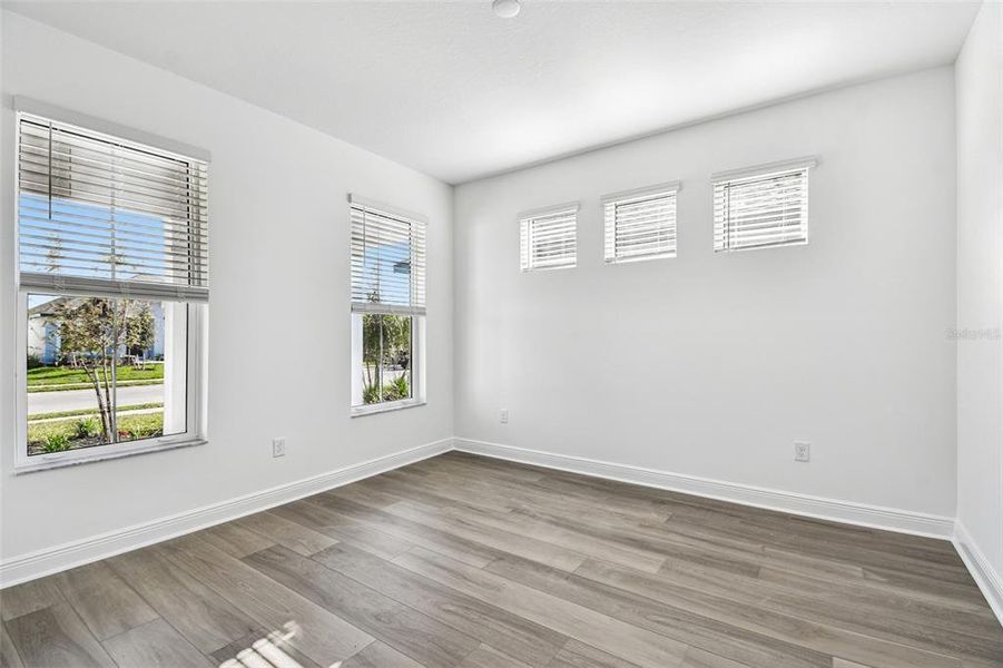 Spacious, unfurnished interior of a new home in Creeks Edge at Twin Rivers, Parrish (Image 75).