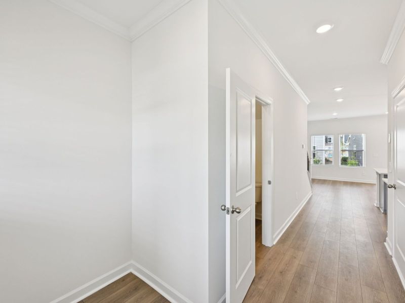 Spacious, unfurnished interior of a new home in Meadows at Wilson Farms - The Summit Series, Fort Mill (Image 8).