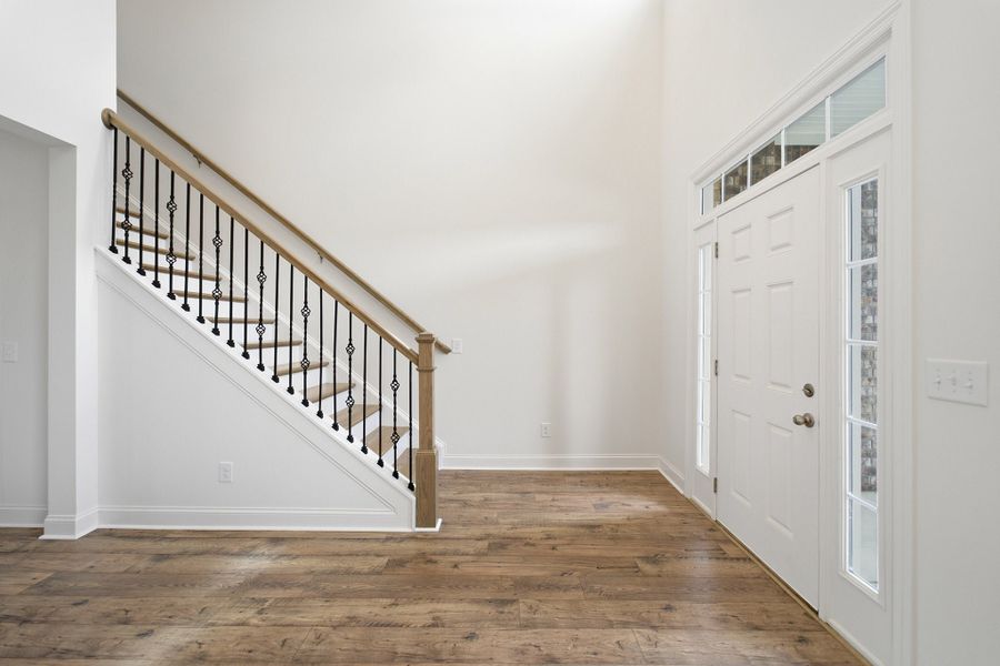 Spacious, unfurnished interior of a new home in Dorris Farm, White House (Image 24).
