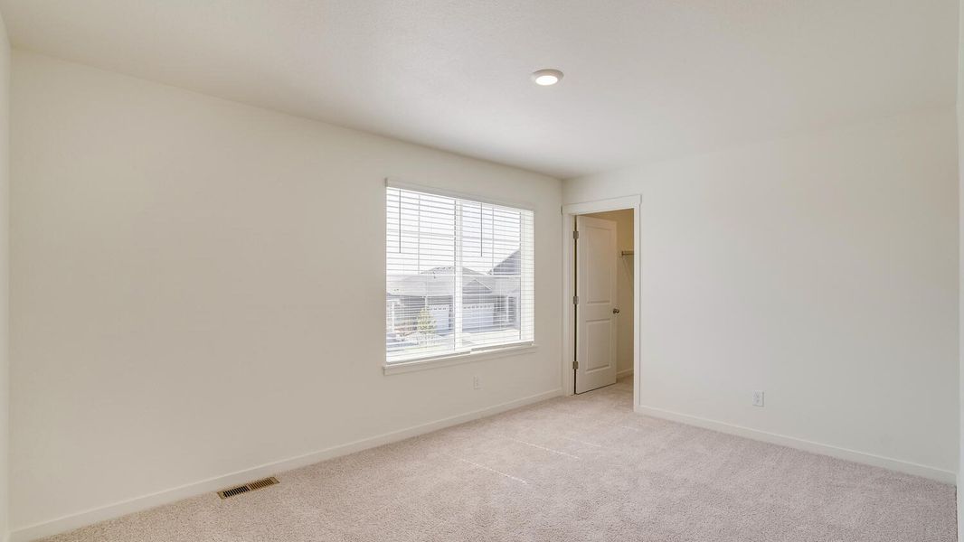 Spacious, unfurnished interior of a new home in Spring Valley Ranch, Elizabeth (Image 24).