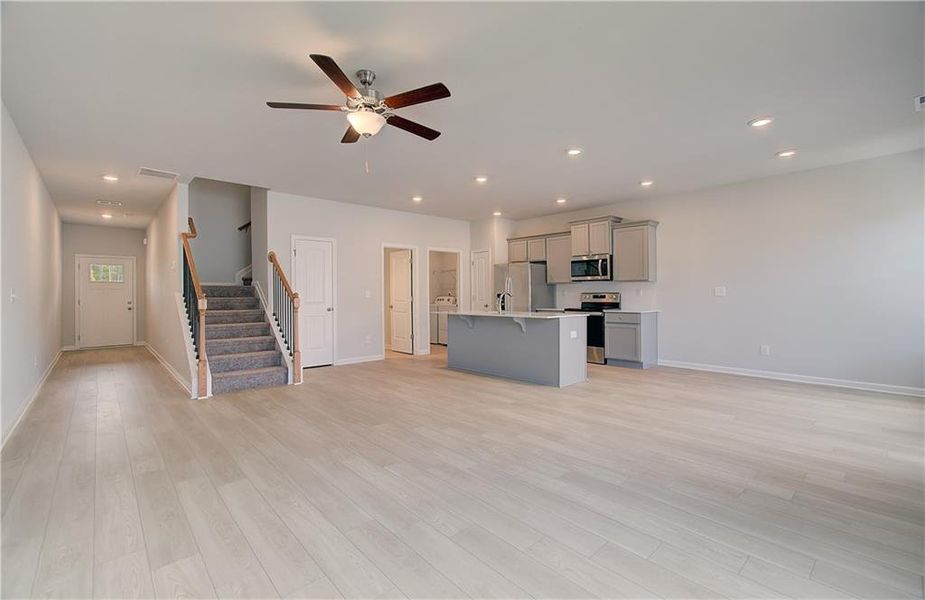 Spacious, unfurnished interior of a new home in Bowers Farm, McDonough (Image 19).