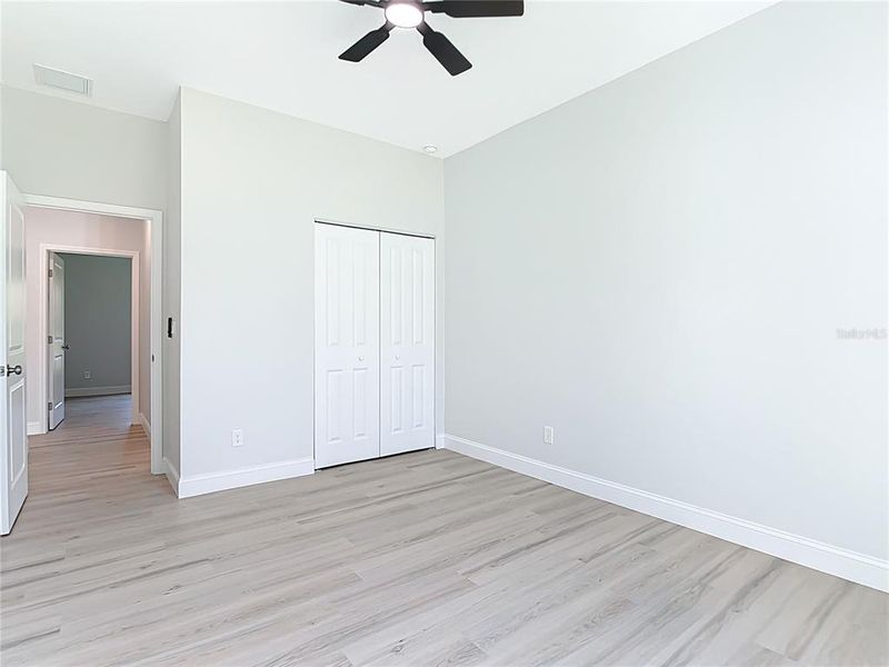Spacious, unfurnished interior of a new home in , Englewood (Image 25).