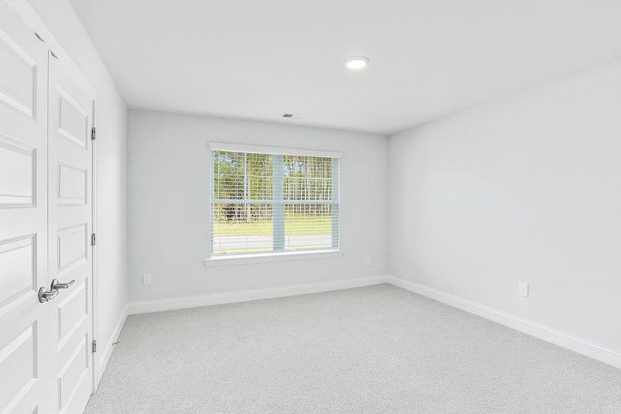 Spacious, unfurnished interior of a new home in Waters Edge, Mansfield (Image 12).