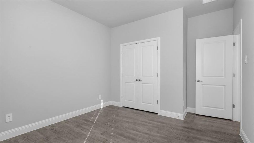 Spacious, unfurnished interior of a new home in Treeline, Justin (Image 35).