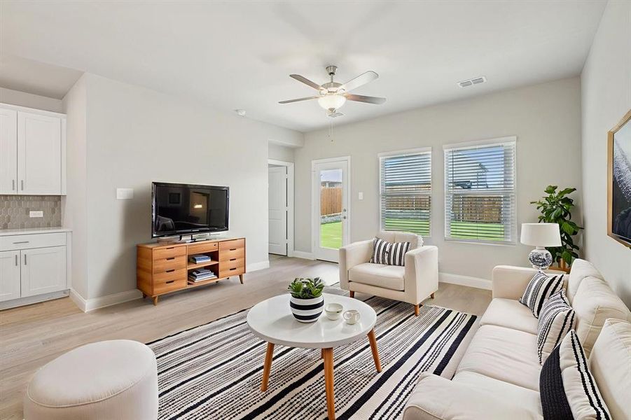 Photo is not of the actual home, but is an inspirational photo of builder’s model home and may depict options, furnishings, and/or decorator features that are not included. Photo is not of the actual home, but is an inspirational photo of builder’s model home and may depict options, furnishings, and/or decorator features that are not included.