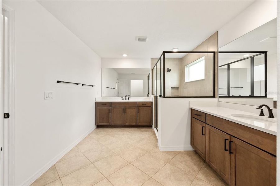 Furnished interior view inside a new home in Calesa Township, Ocala (Image 16). Furnished interior view inside a new home in Calesa Township, Ocala (Image 16).
