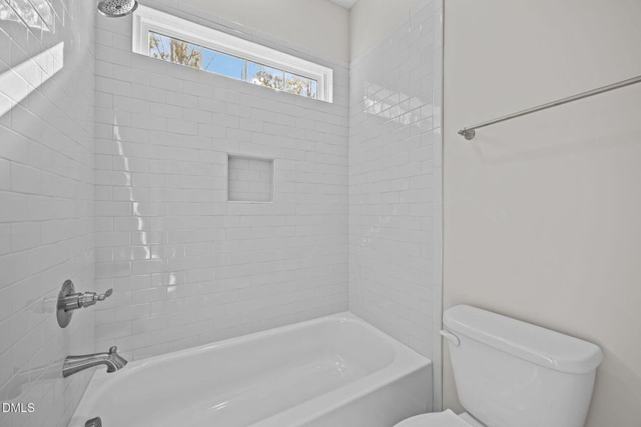 49-web-or-mls-2N6A4602