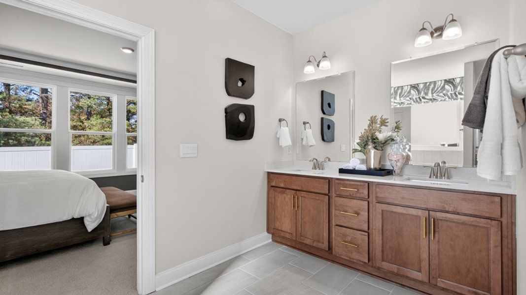 Representative furnished interior of a home built from the Hartwell by D.R. Horton in The Manors at Martin Farms, Aberdeen (Image 17).