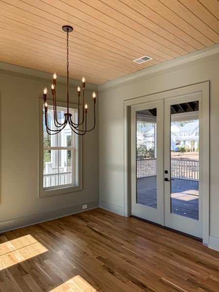 Spacious, unfurnished interior of a new home in , Mount Pleasant (Image 41).