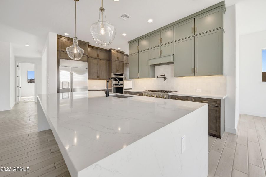 L163-HDR006 L163-HDR006