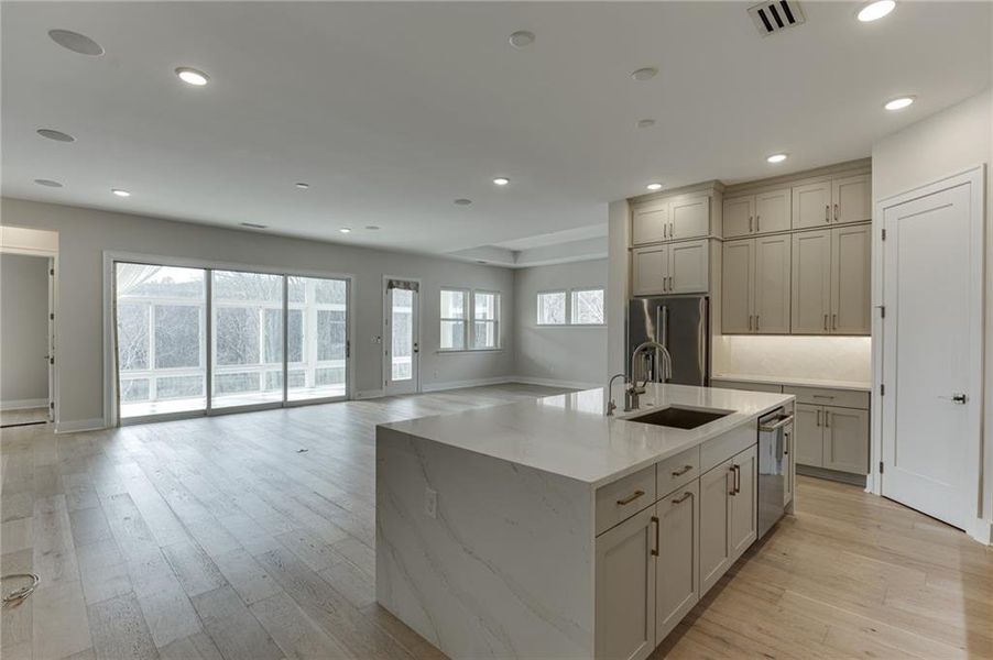 Furnished interior view inside a new home in The Retreat at Sterling on the Lake 48', Flowery Branch (Image 18).