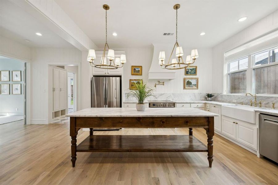 Furnished interior view inside a new home in , Dallas (Image 27).