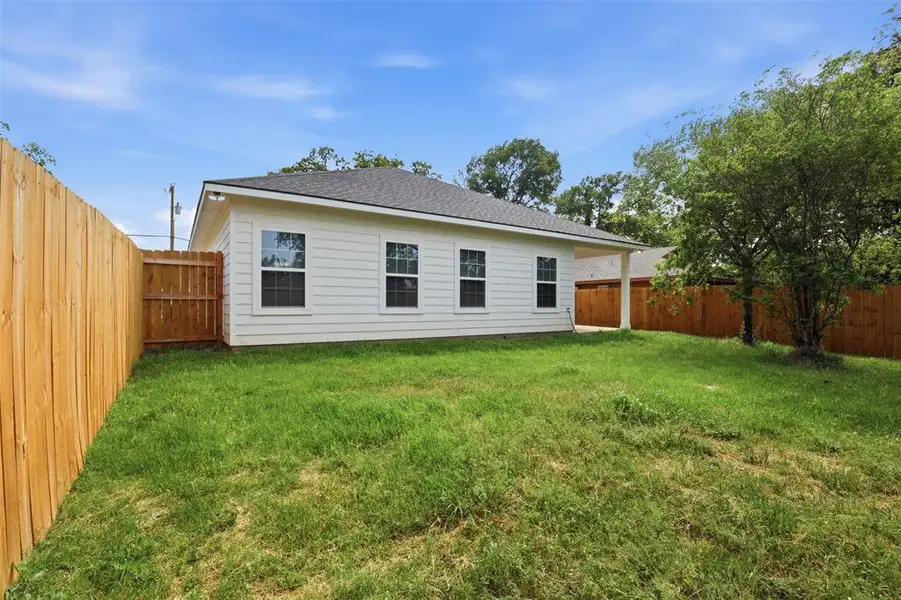 Exterior details and patio area of a home in , Fort Worth (Image 13). Exterior details and patio area of a home in , Fort Worth (Image 13).