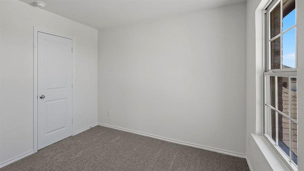 Spacious, unfurnished interior of a new home in Bluff Springs, Ferris (Image 14). Spacious, unfurnished interior of a new home in Bluff Springs, Ferris (Image 14).