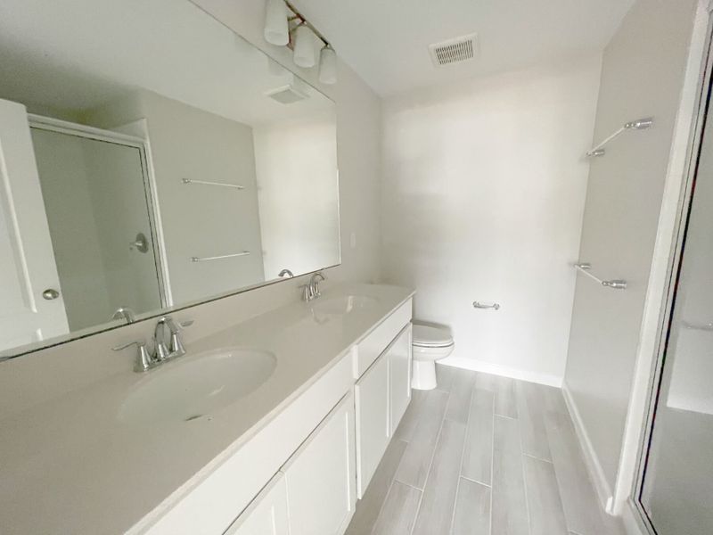 Owners Bathroom