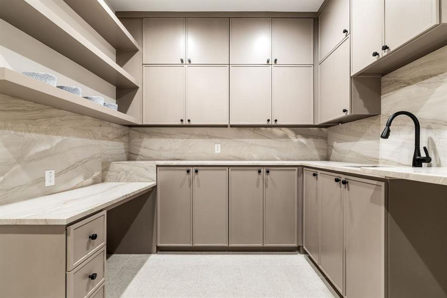 Image 33 of a home in .