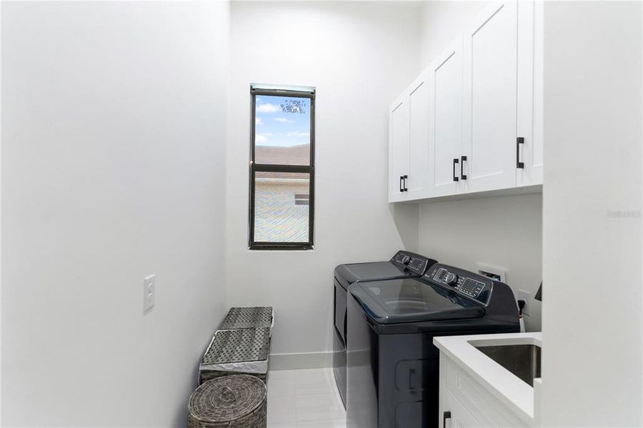Furnished interior view inside a new home in , Port Charlotte (Image 10).