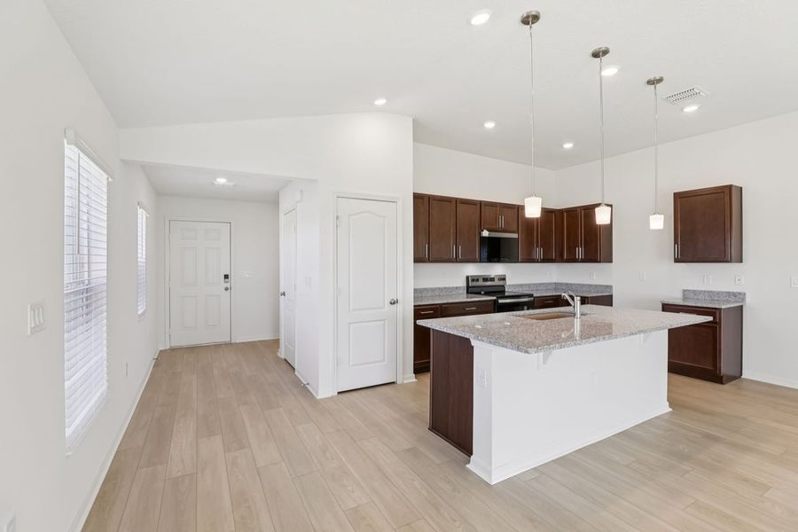Furnished interior view inside a new home in Robins Run, Lake Wales (Image 7).