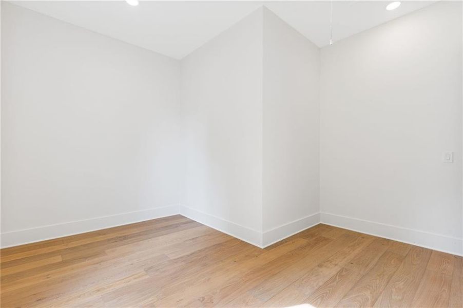 Spacious, unfurnished interior of a new home in , Flowery Branch (Image 56).