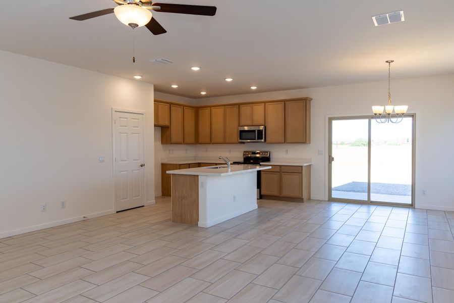Furnished interior view inside a new home in Rancho Santa Rosa, Maricopa (Image 6).