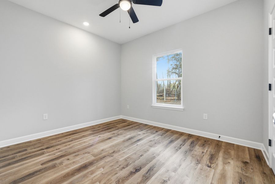Spacious, unfurnished interior of a new home in , Crestview (Image 36).