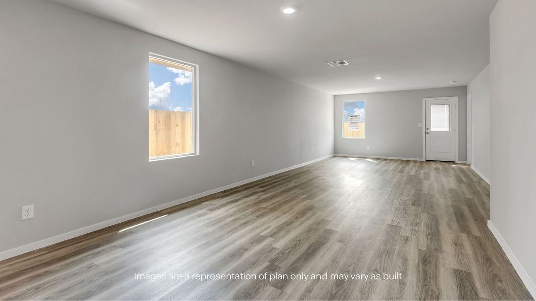 Spacious, unfurnished interior of a new home in Deer Meadows, Odessa (Image 11). Spacious, unfurnished interior of a new home in Deer Meadows, Odessa (Image 11).