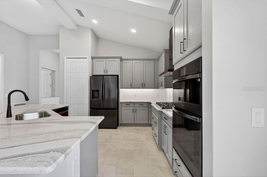 Furnished interior view inside a new home in , Mount Dora (Image 11).