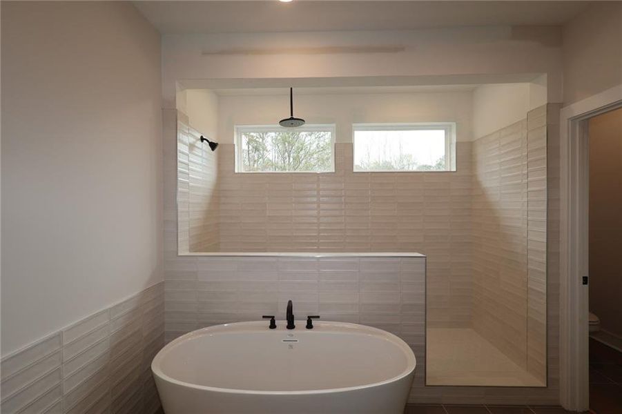 Close-up of interior finishes inside a home in Meadow Brook Farms, Cumming (Image 8).