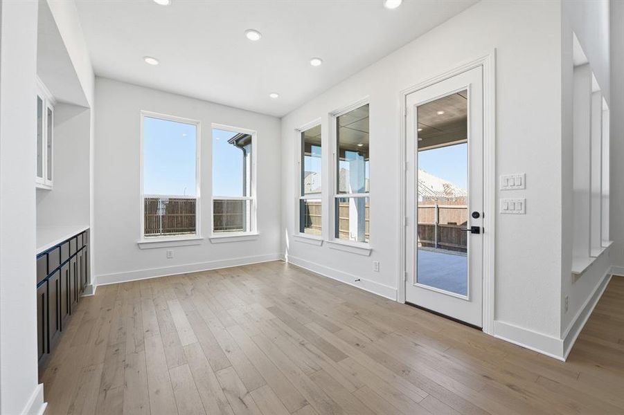 Spacious, unfurnished interior of a new home in Tavolo Park, Fort Worth (Image 19).