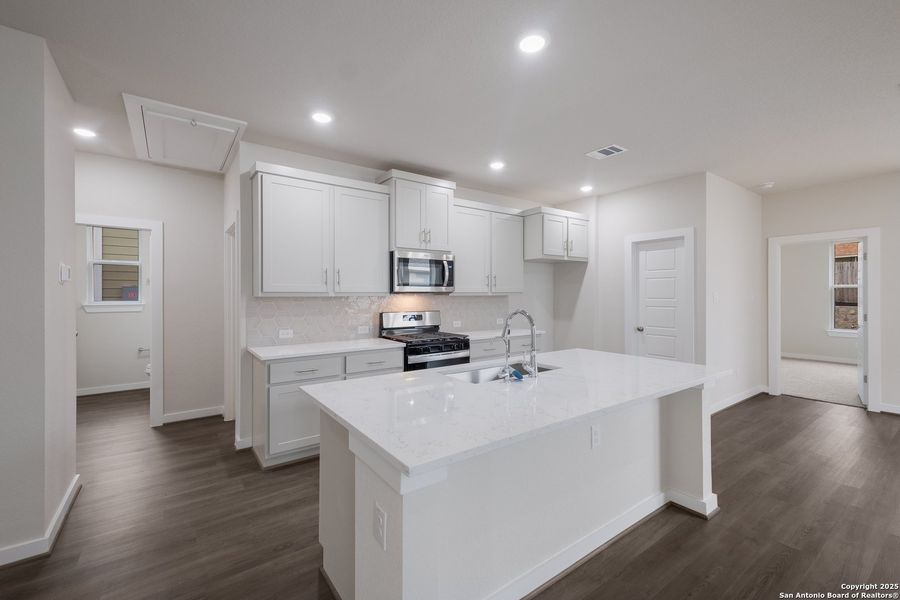 Furnished interior view inside a new home in Avondale, San Antonio (Image 7). Furnished interior view inside a new home in Avondale, San Antonio (Image 7).
