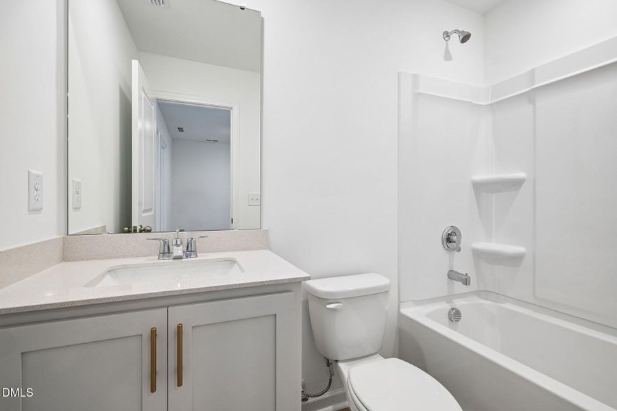 24-web-or-mls-Mirth Ct-S1905-024