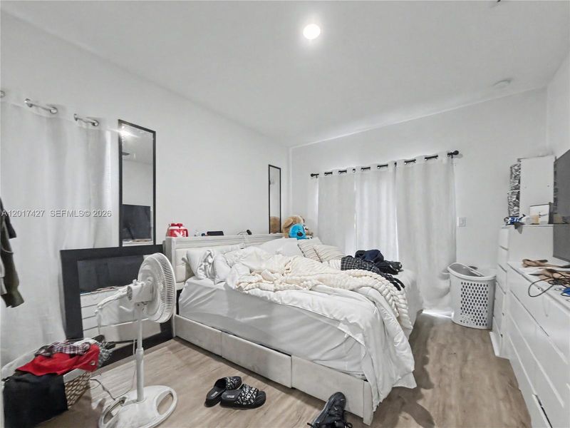 Furnished interior view inside a new home in , Florida City (Image 24).