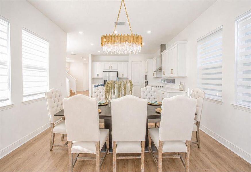 Furnished interior view inside a new home in , Orlando (Image 10).