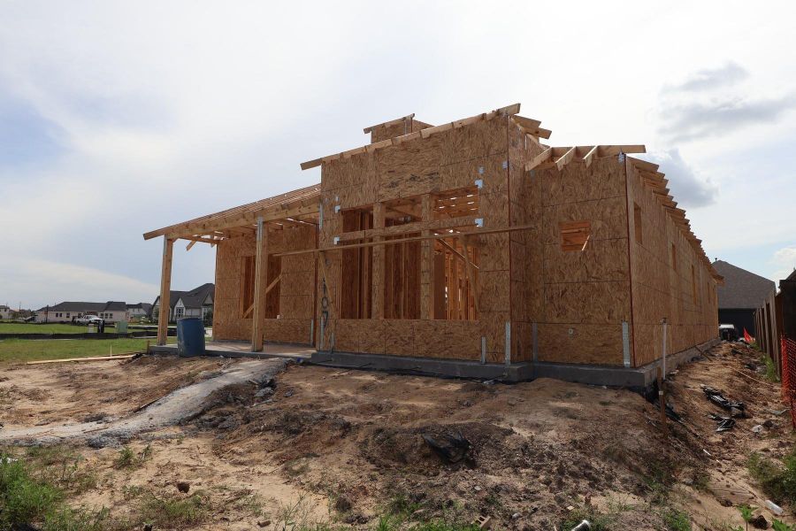 Let us show you how our advanced framing techniques have stood the test of time and allow more insulation for a quieter and more energy-efficient home. Let us show you how our advanced framing techniques have stood the test of time and allow more insulation for a quieter and more energy-efficient home.