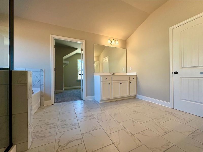 Image 40 of a home in .