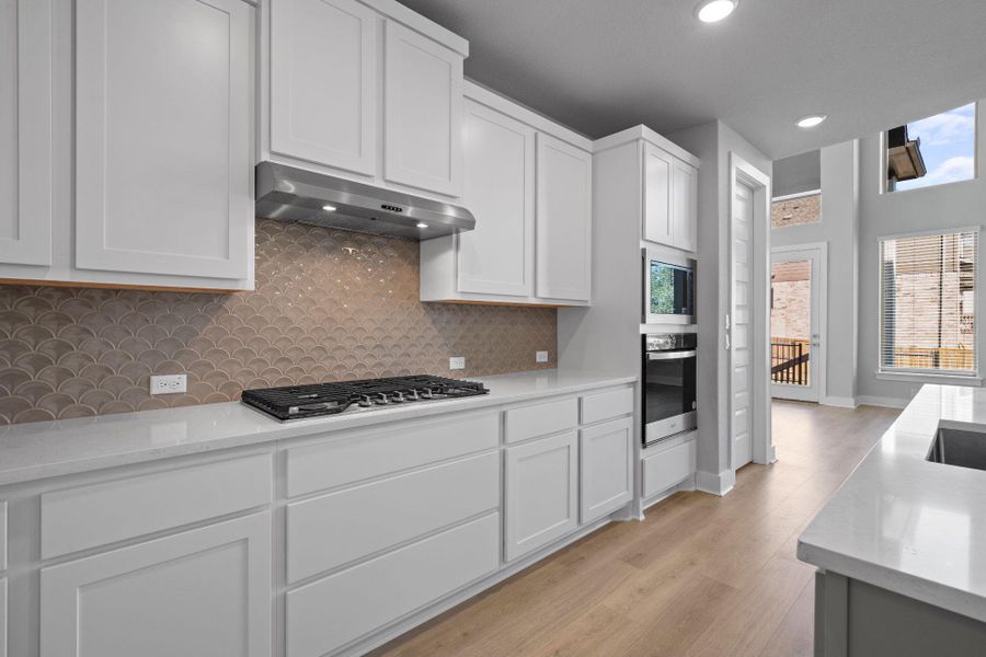 Stunning finishes in Light & Bright Kitchen