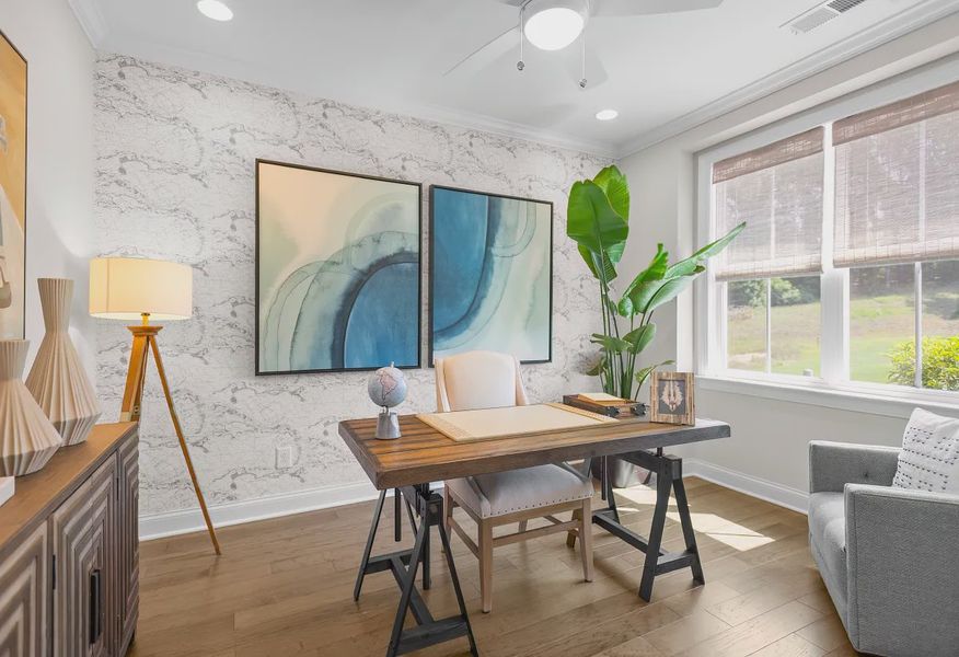 Den - 34 of 35 Den - 34 of 35