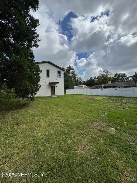 Image 42 of a home in .