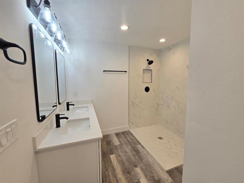 Furnished interior view inside a new home in , Port Charlotte (Image 14).