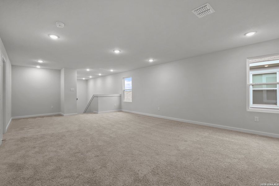 Spacious, unfurnished interior of a new home in Summerlin, San Antonio (Image 14). Spacious, unfurnished interior of a new home in Summerlin, San Antonio (Image 14).